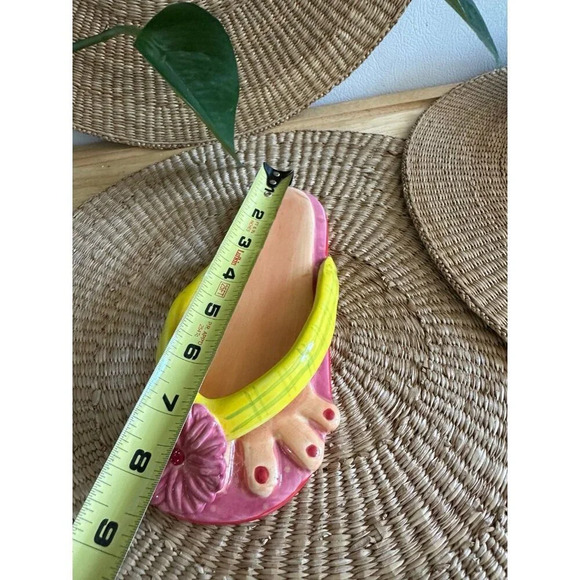 Nantucket Home Flip flop decor - Picture 6 of 6